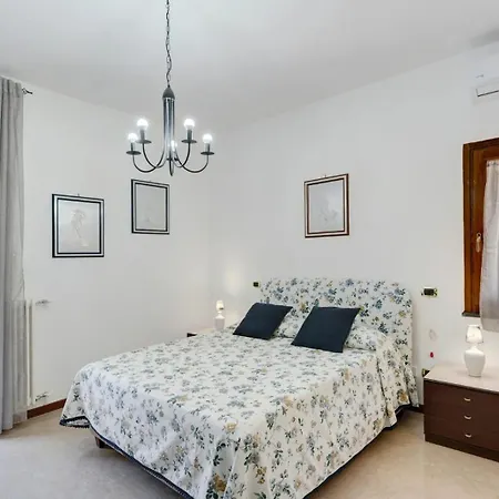 Di Rosa-suite Ermosa Apartment