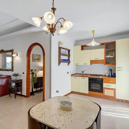 Di Rosa-suite Ermosa Apartment